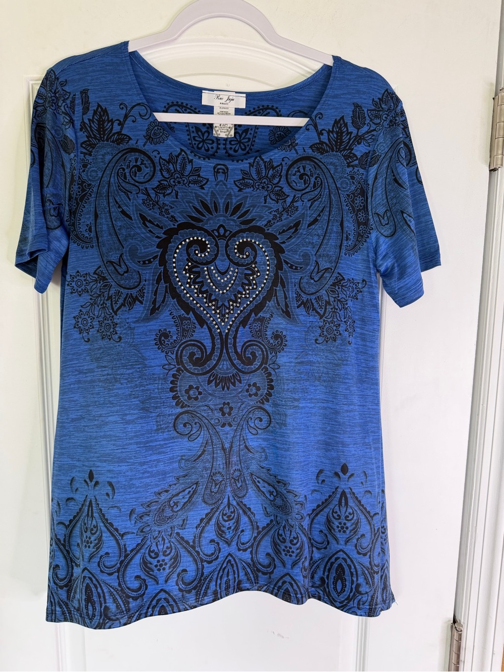 Rue Juju Vintage Boho Blue Short-Sleeve Scoop Neck Tee. Size S